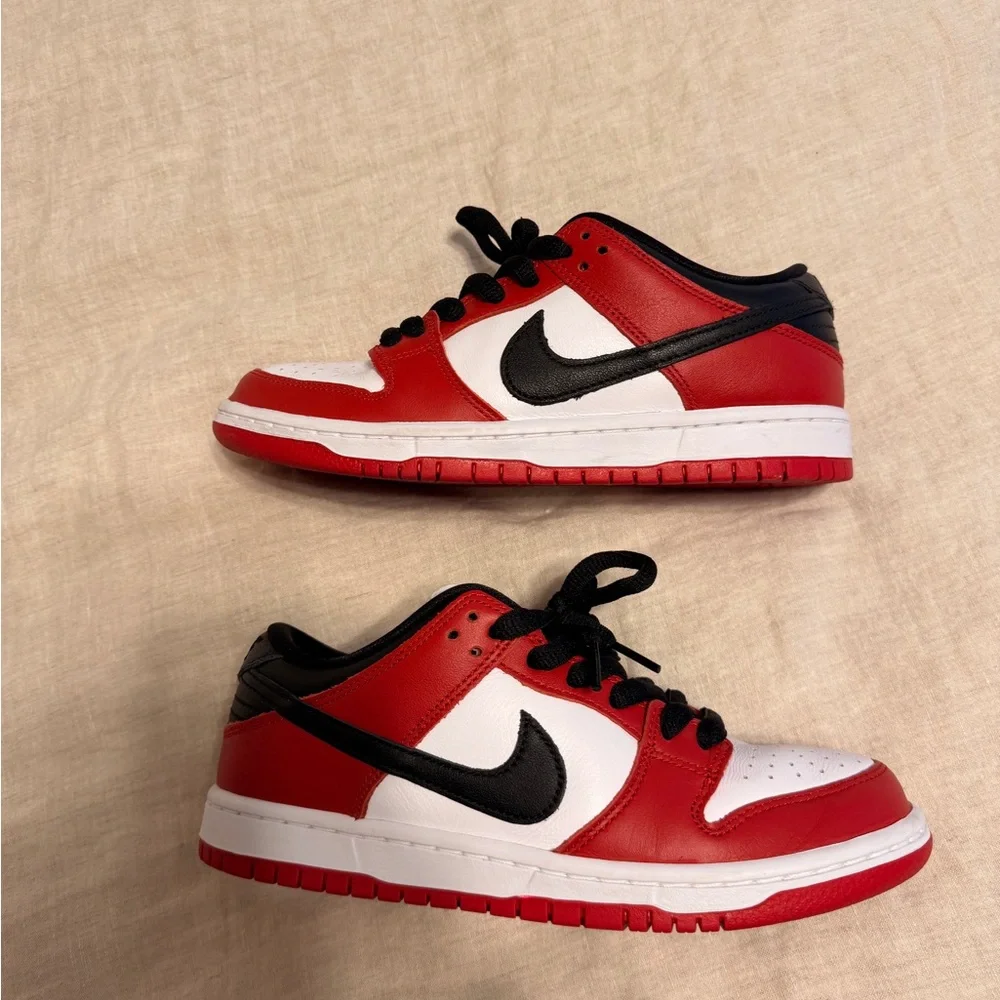 Nike SB Dunk low pro ‘J-pack Chicago’ sneakers varsity red size 38 / mens 5.5EUC